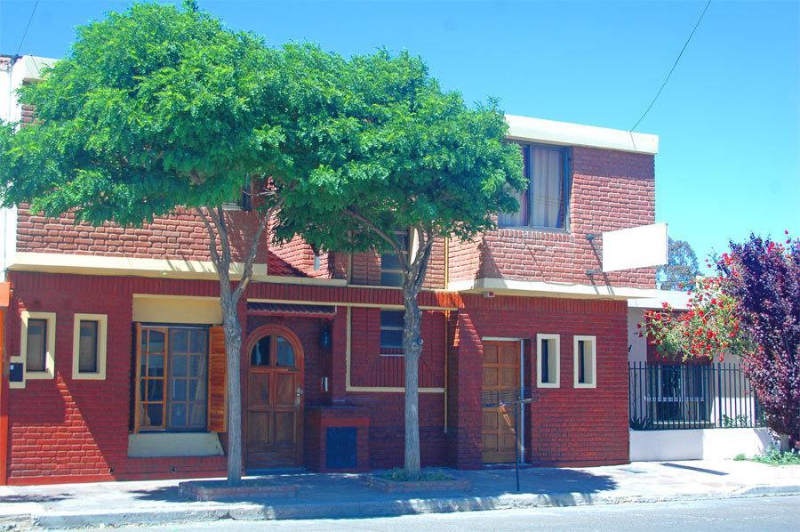 Hostel El Agora Trelew Exterior photo